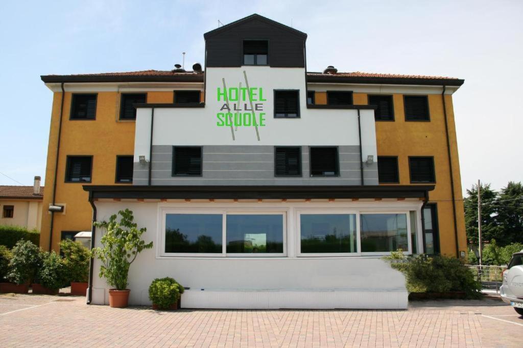 Hotel Alle Scuole New Curtarolo Екстериор снимка